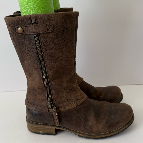 Clarks Kelpie Blaze Brown Leather Girls Winter Boot Child’s Size 1.5 - Picture 2 of 8